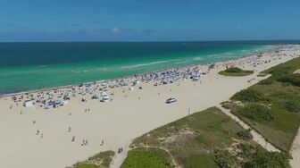 Escape to Florida S01E08 WEB H264-RBB